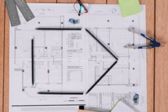 Quel constructeur de maisons à Caen choisir pour une construction éco-performante ?